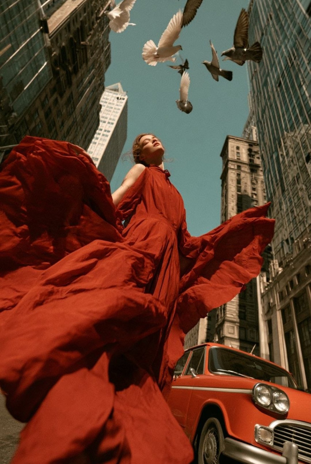 High-Fashion Editorial With Vintage Car in Manhattan — AI image prompt — GPT Image 2.5 — Cinematic, Fashion, Vintage - 3